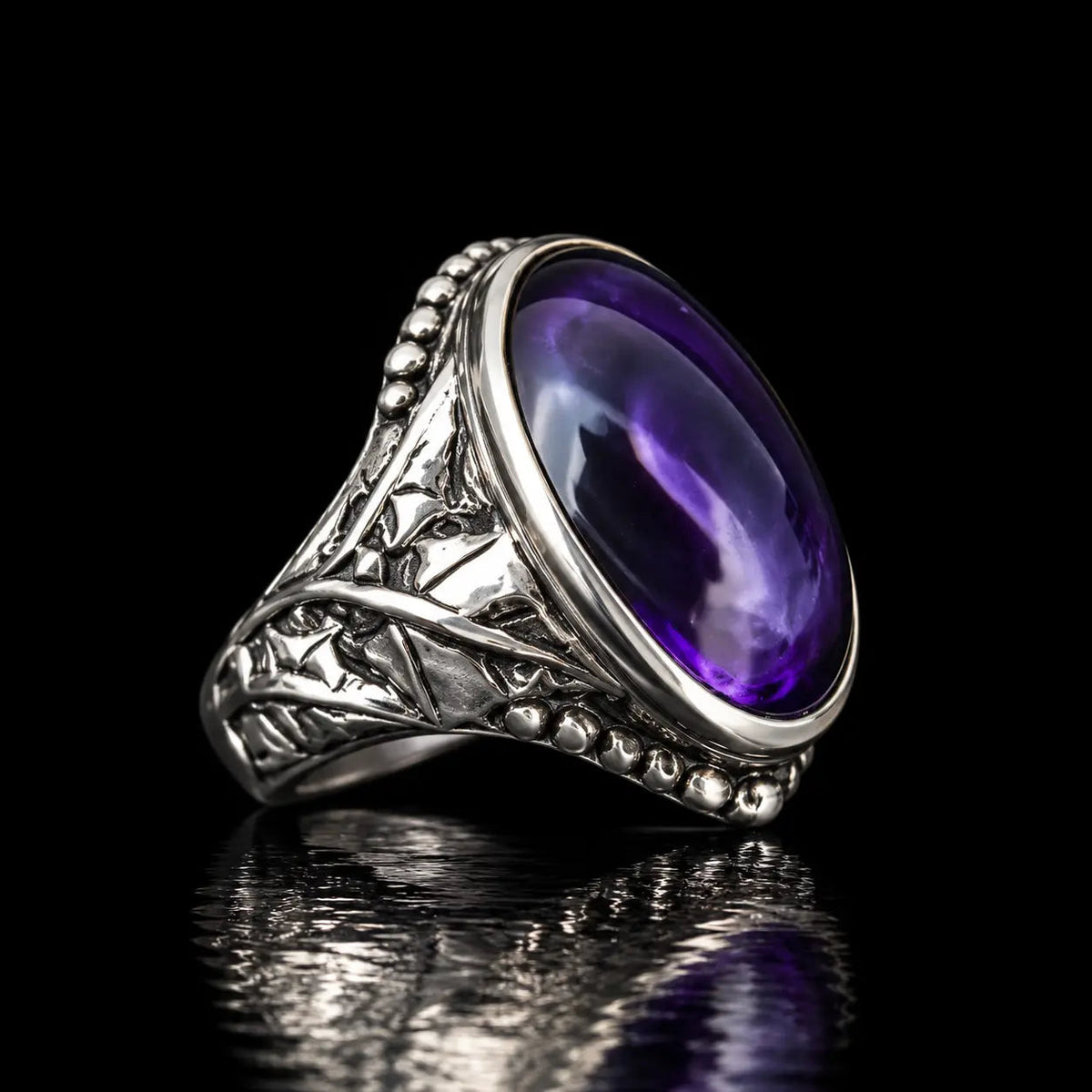 Ivy Oval Ring - Amethyst - Curiouser Collective