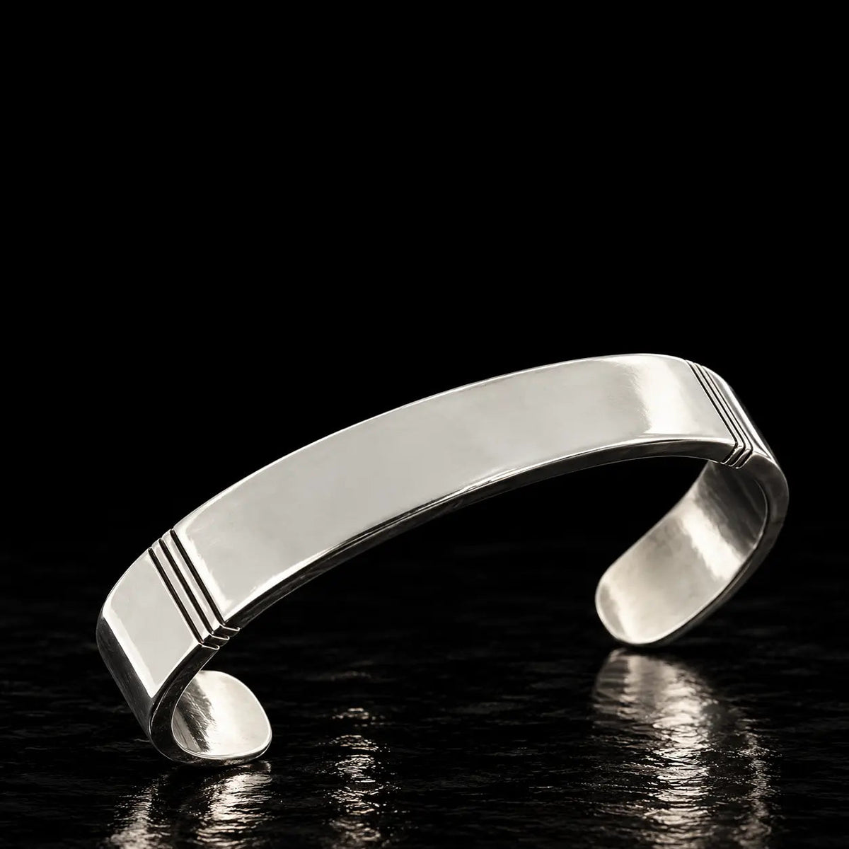 Thick Silver Bangle with Line Detail - 925 Sterling Silver - ZEIGMANS