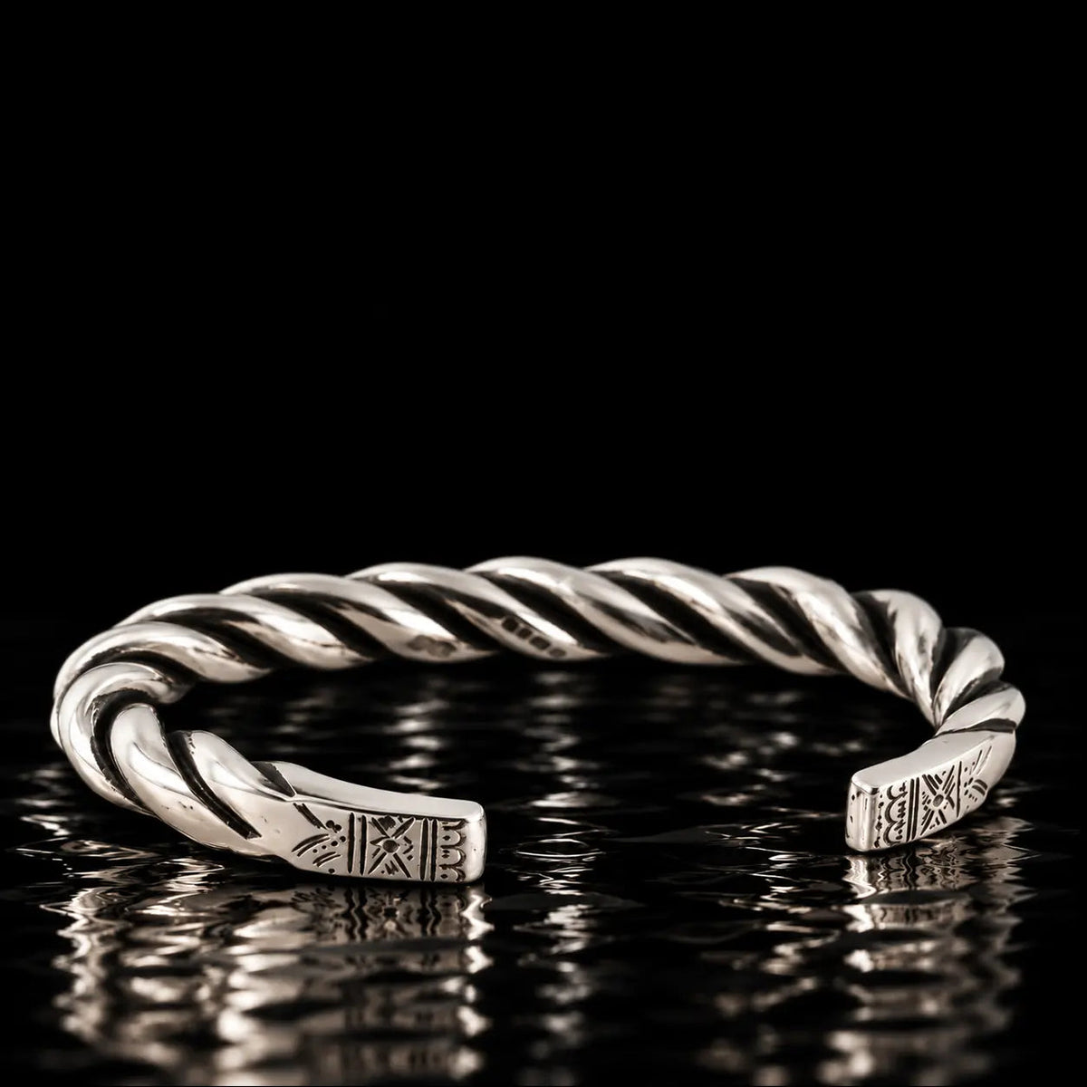 Twisted Cuff Bangle - ZEIGMANS
